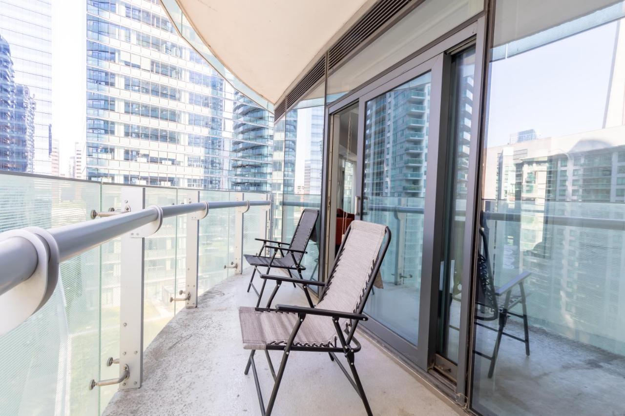 Exclusive Downtown 2Bed Suites Торонто Екстериор снимка